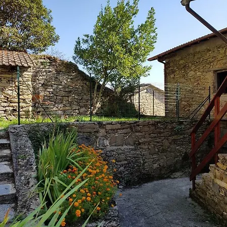 Agriturismo Sciu Pepin Farm stay *